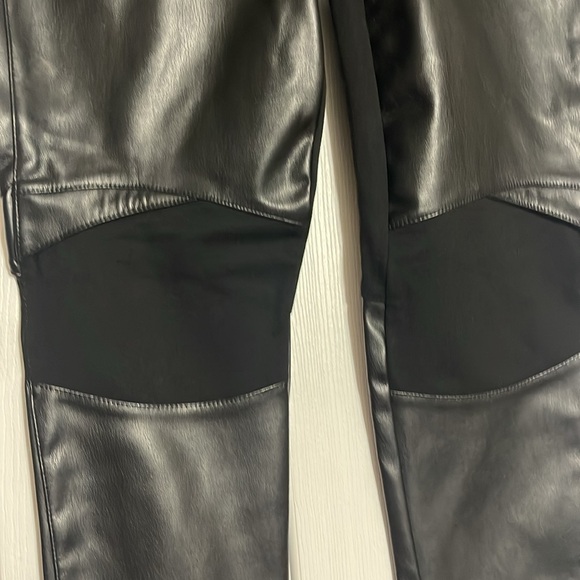 NWT Smoke Rise Red leather feel pants - Picture 3 of 11